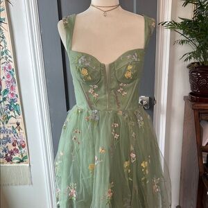 Amazon Green Floral Embroidered Midi Dress with Sweetheart Bodice